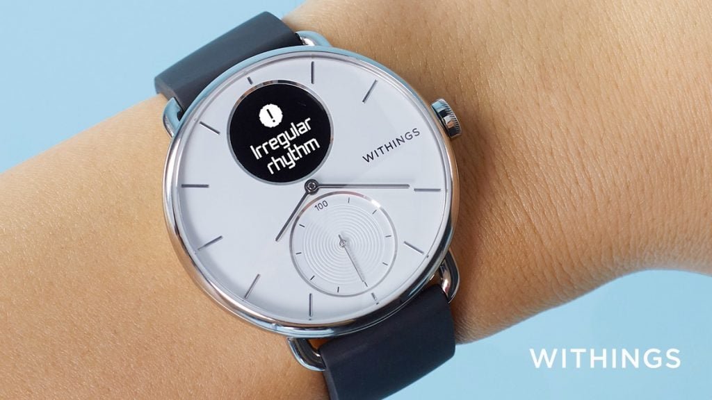 Withings Hybrid Smartwatch in wrist