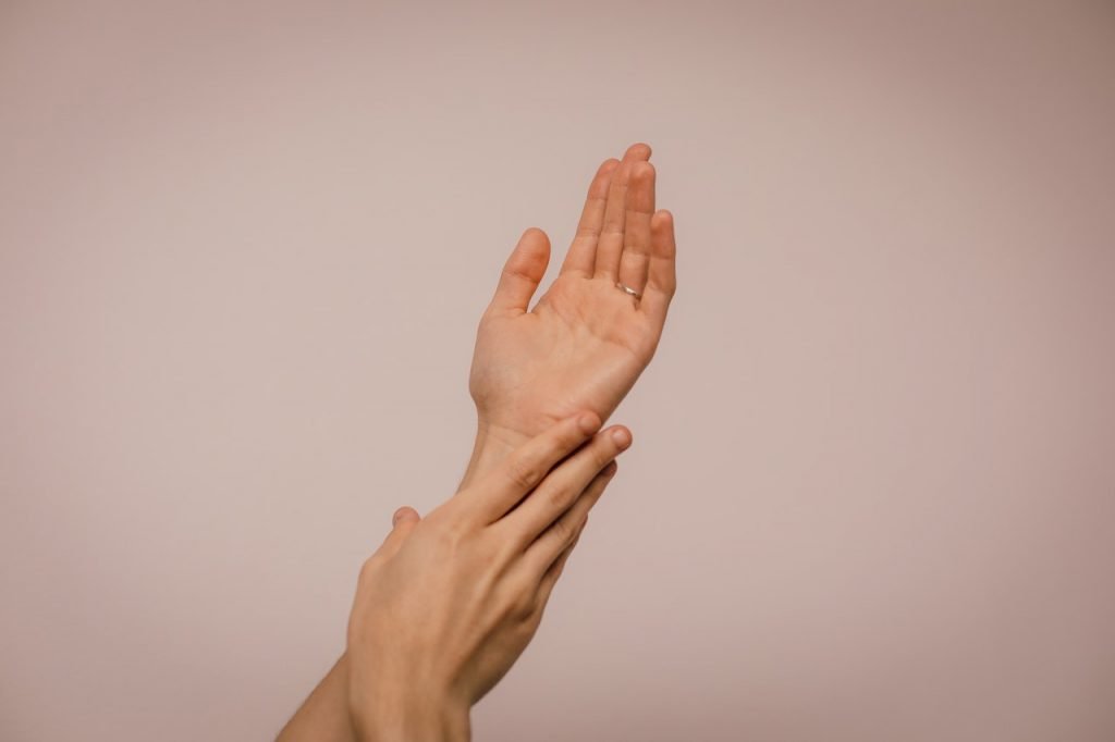 Fish-Oil-For-Skin-Health