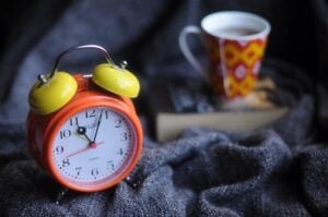 What You Can Drink While Intermittent Fasting - Recommended Drinks By Experts
