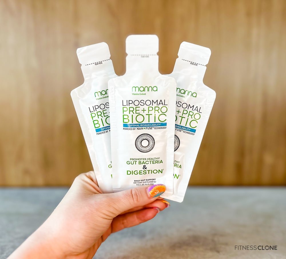 Manna Liposomal Pre+Probiotic Packets In Hand
